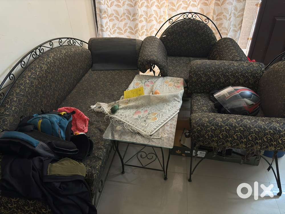 5 seater sofa &glass center