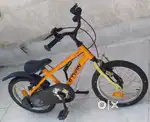 BTWIN Decathlon Kid's Cycle ( 4 to 7 ) Years Orange Gently Used