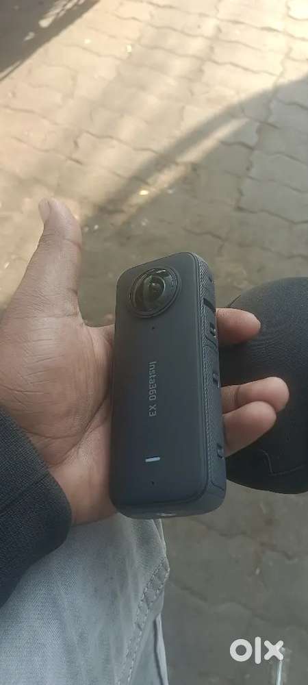 Insta 360 x3 camera