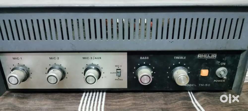 Auja amplifier walls and jhankar wall radio