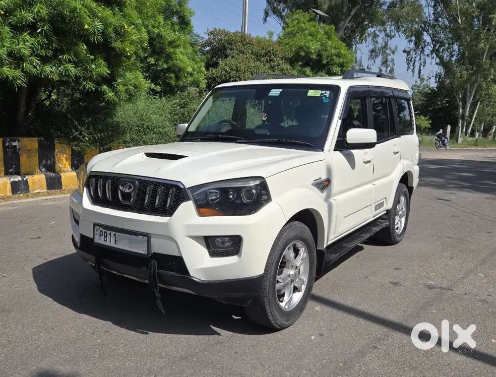 Mahindra Scorpio 2014 Diesel Well Maintained