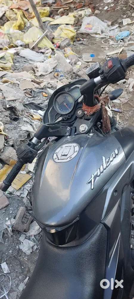 Bajaj pulsar NS 160
