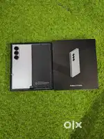 SAMSUNG GALAXY FOLD 6 256GB 1 YEAR OLD