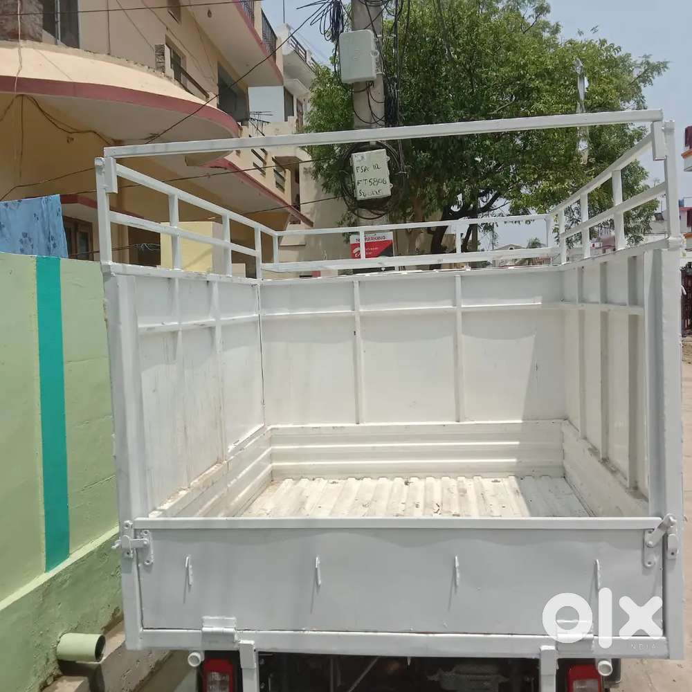 Bajaj maxima