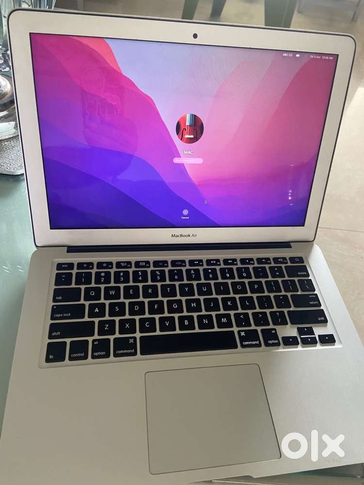Urgent sell  Apple Macbook Air 2017