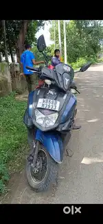 ইঞ্জিন কন্ডিশন  ভালো, বাইরের দিকটা শুধুমাত্র সামনে একটু স্ক্র্যাচ আছে