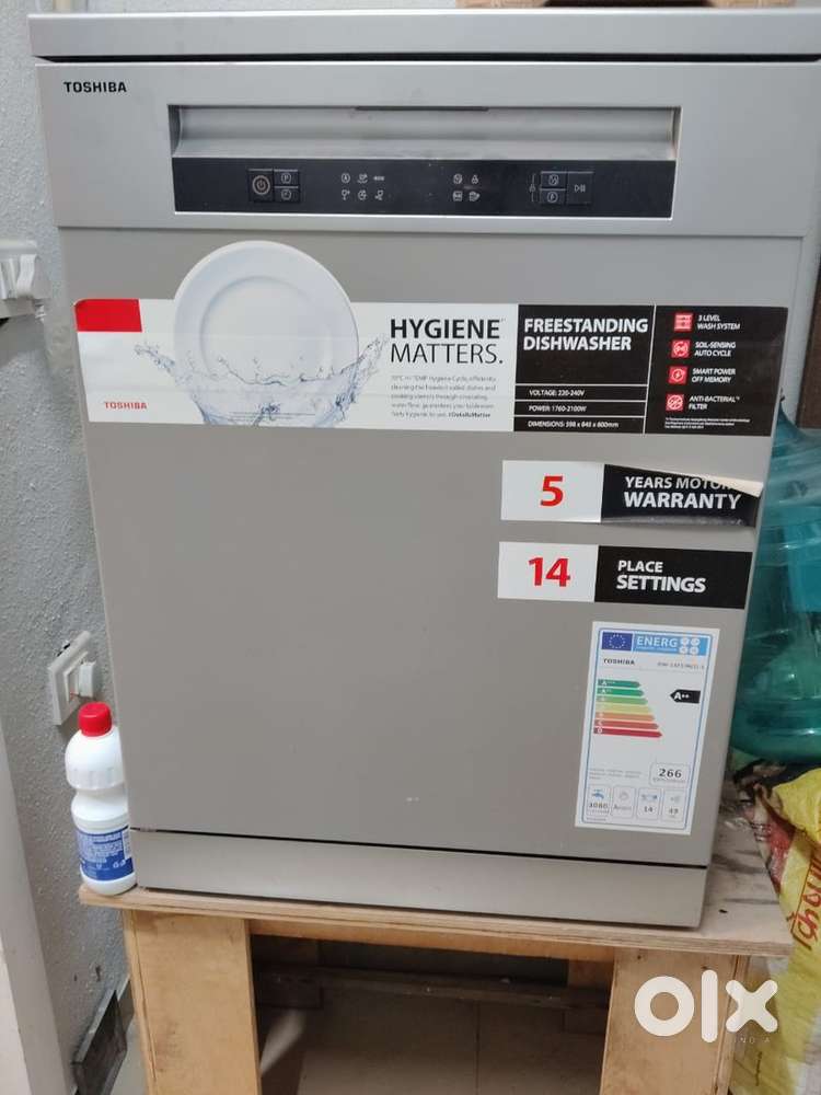 Dirty dishes go in and, come out shining.