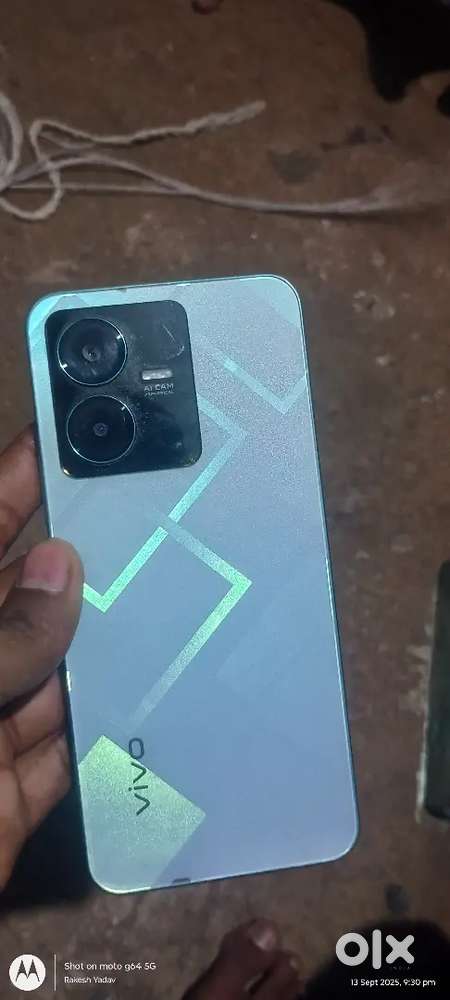 Vivo y22 rem 4+4 Storage 64