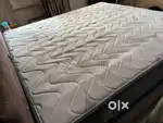 Mattress wakefit in new condition