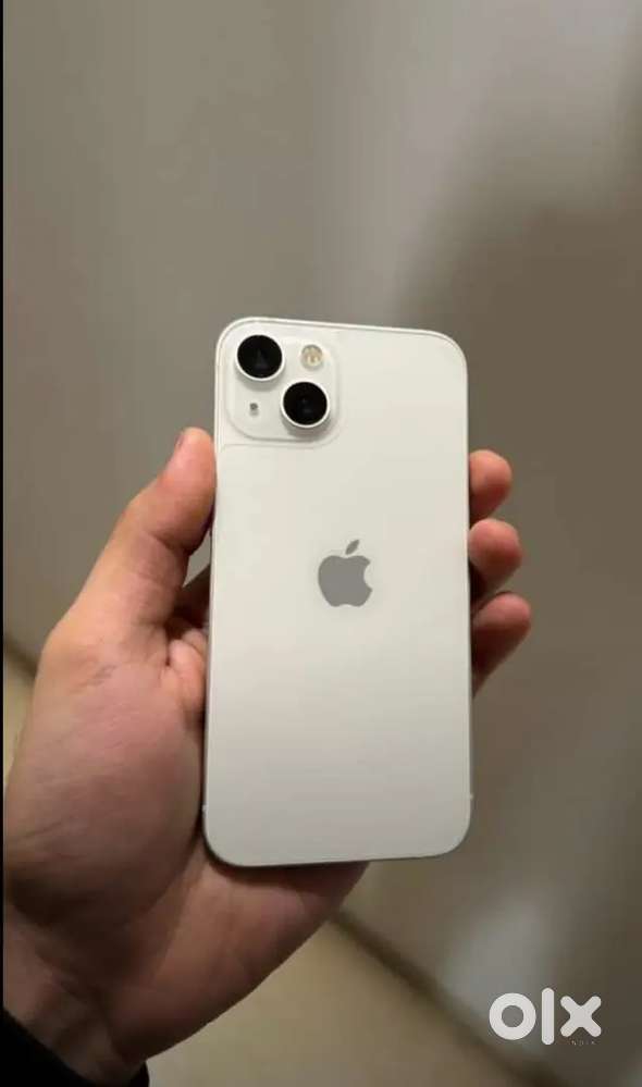Get iPhone 13 second hand modal at genuine price in your budget.