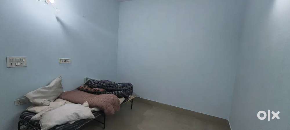 Furnished room for rent in Patel Nagar Rs. 13,000