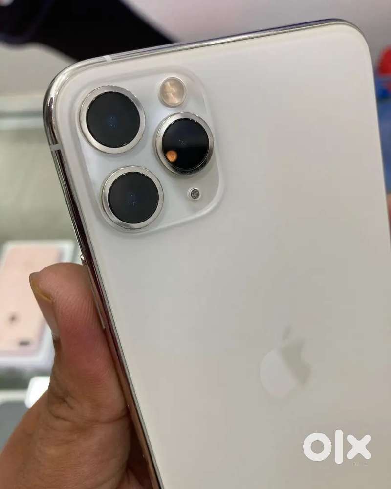 Selling my 6 months old iPhone 11pro , need urgent money