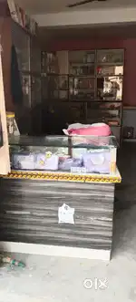 Rack counter bechni hai