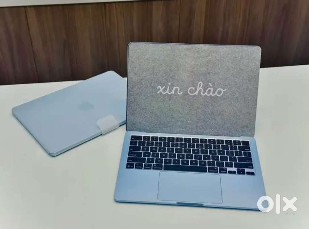 Apple Macbook Air M4 Chip/ 15.3 Inch/ 38.91 cm/ 16GB/ 256GB
