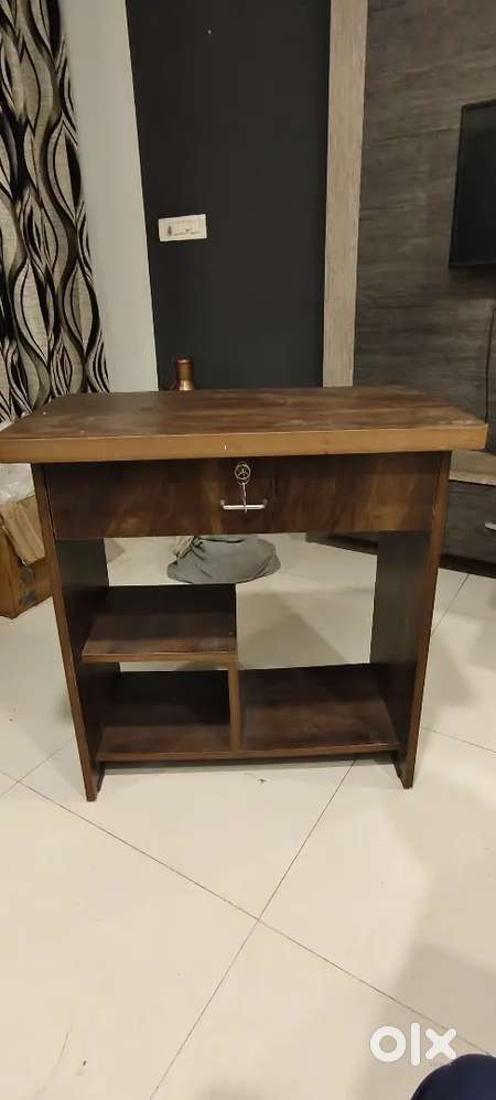 Computer table new and dressing table