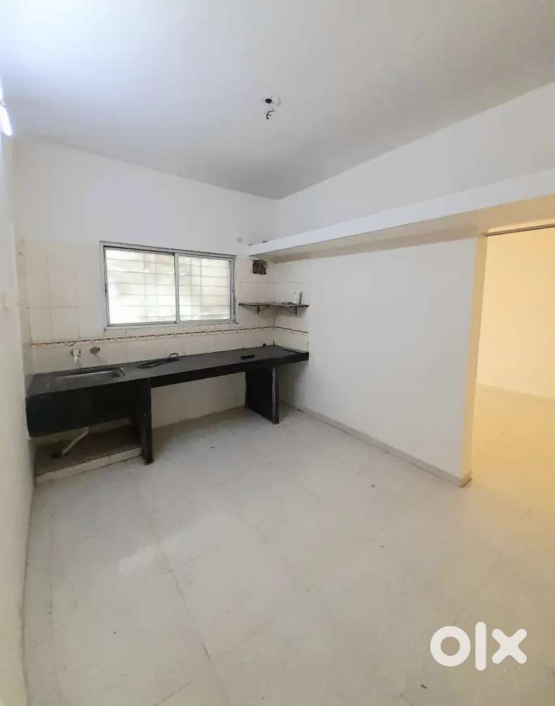 Spacious 2BHK flat Available for sale in Gokulnagar Dhanori Pune.