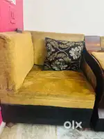 Sofa set with table