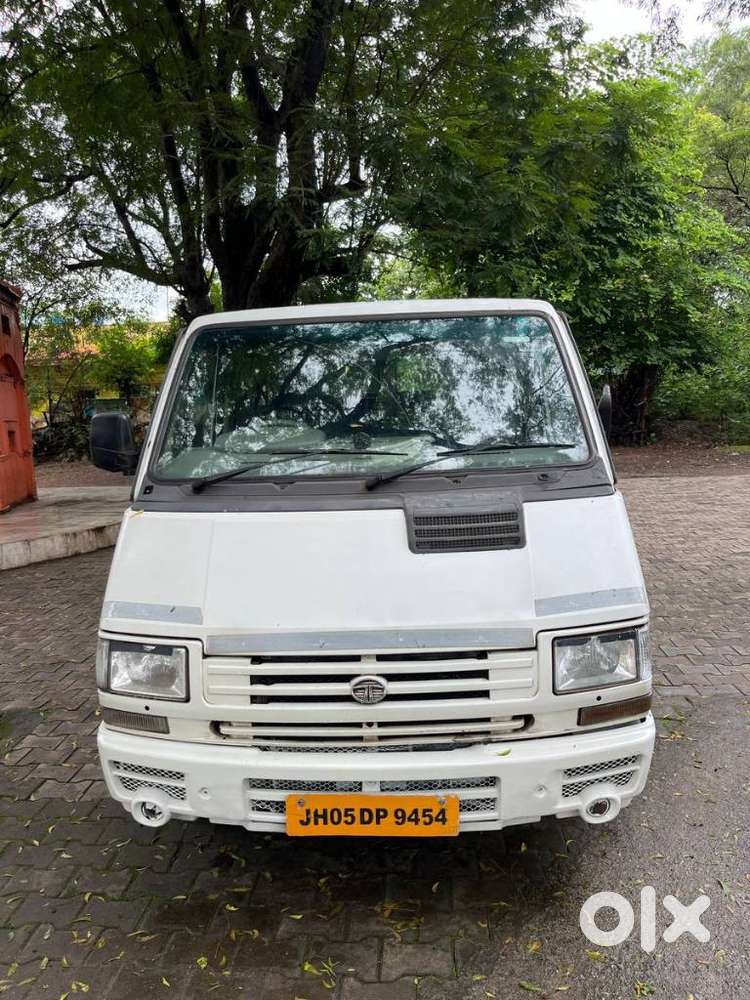 Tata Winger Deluxe - Flat Roof (AC), 2019, Diesel
