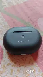 Boult audio airbass blutooth Head phone