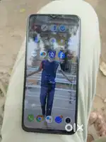 Vivo y53s 4G.   8GB 128 GB charger ke sath 1.5 sal hua liye hua phone