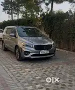 Kia Carnival 2021 in showroom condition