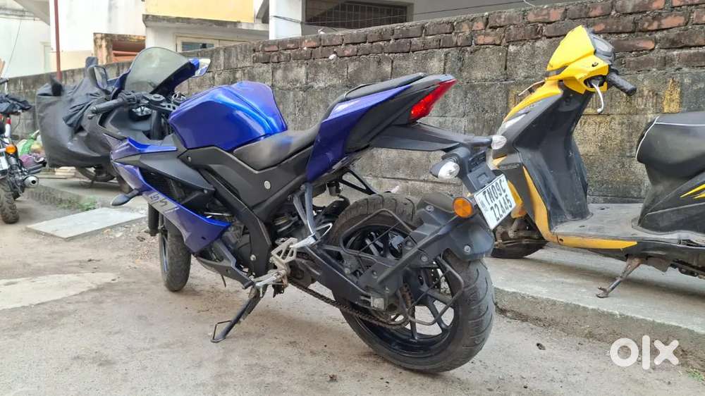 R15 V3S  new condition