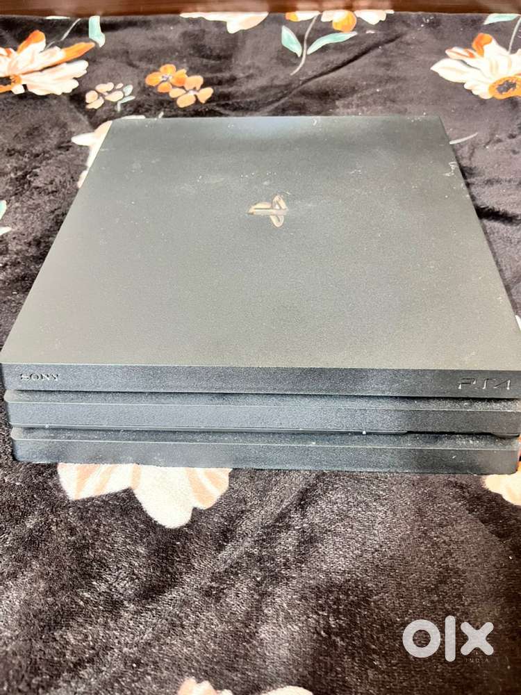 PS 4 pro 1 TB