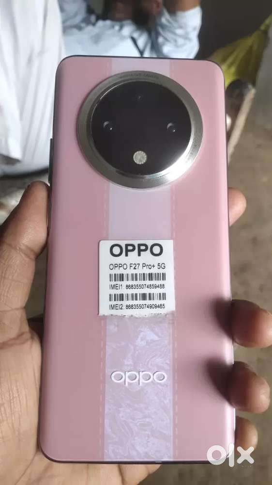 Oppo f27 pro +,8+16,256 gb,4 manth used only