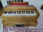 Good quality 2 reeds Harmonium moderately used