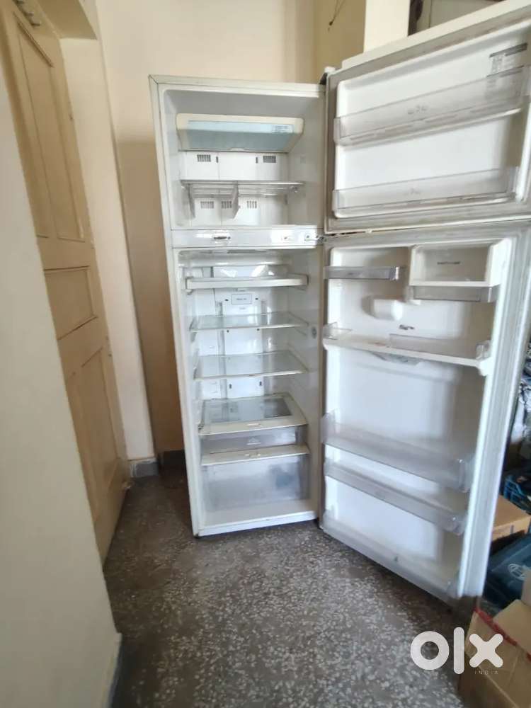 Lg double door fridge 360 litre inverter fridge with 4 star rating