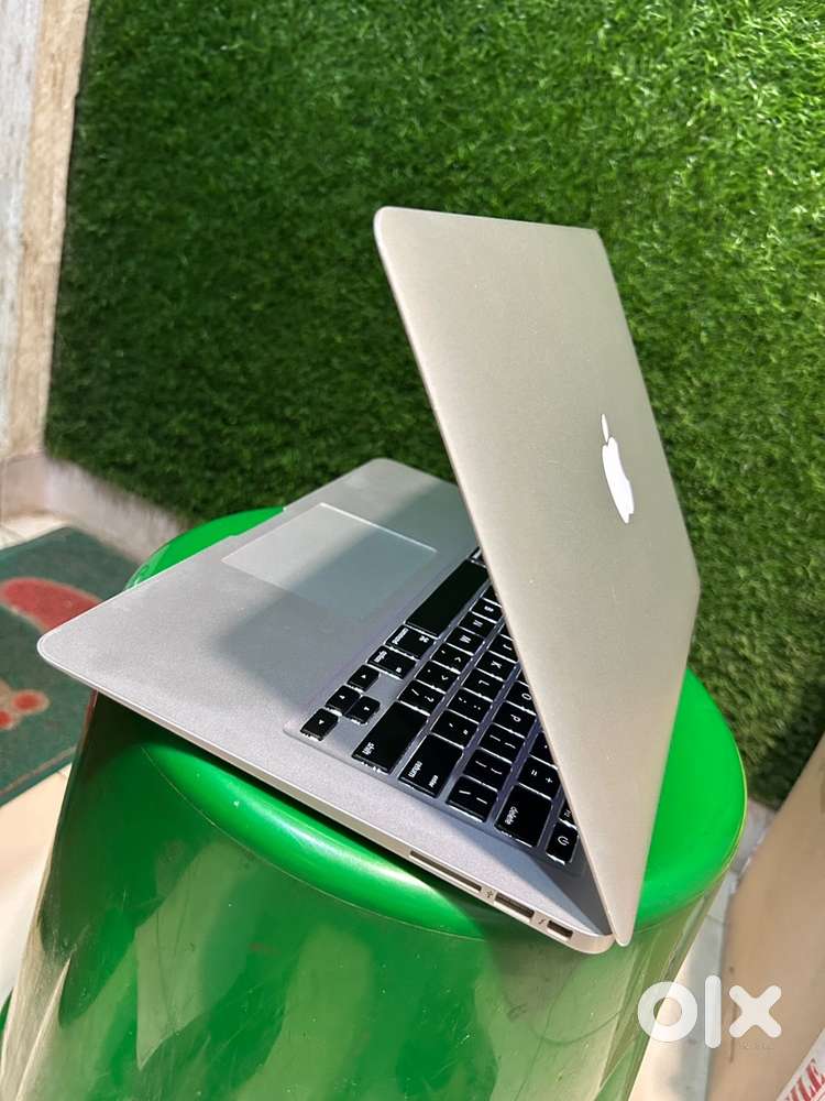 Apple Air core i5 Fully new unused condition with bill warranty free