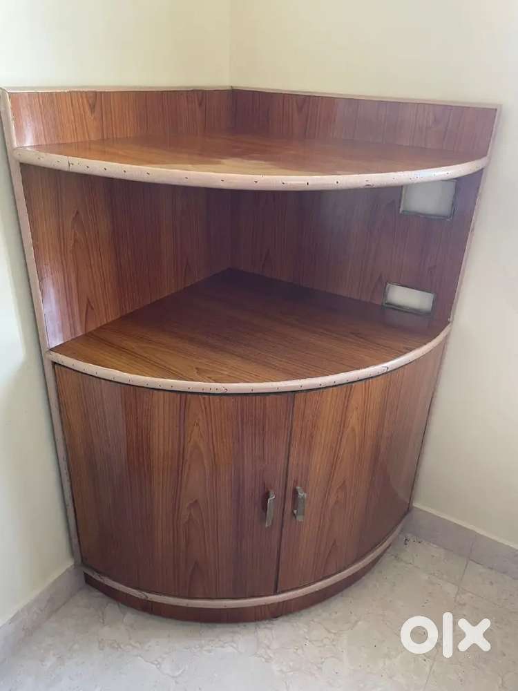 Corner Storage/TV Unit