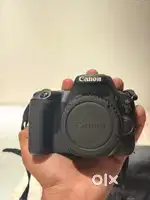 Canon 200D