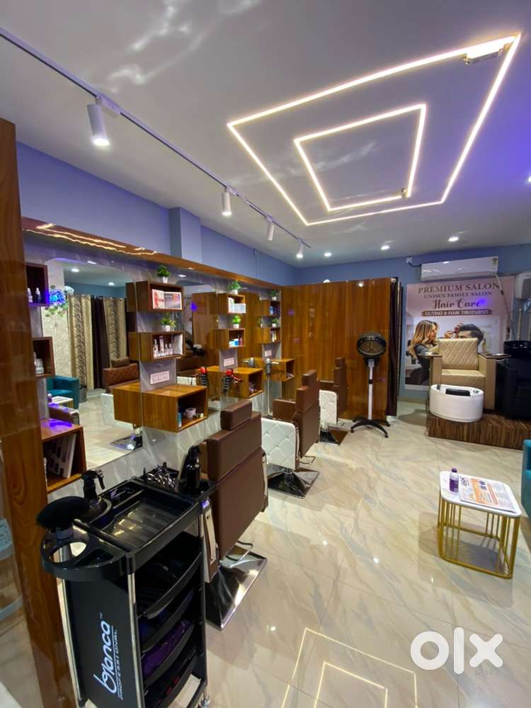 Unisex salon sale
