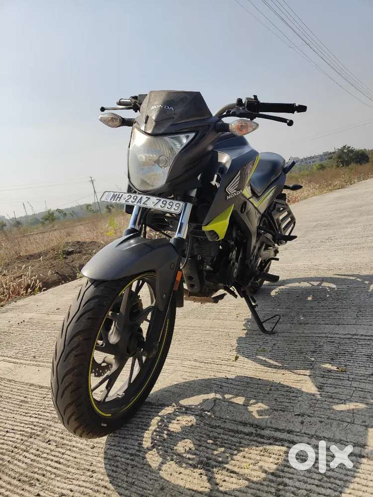 Honda Hornet cb160R Special Edition