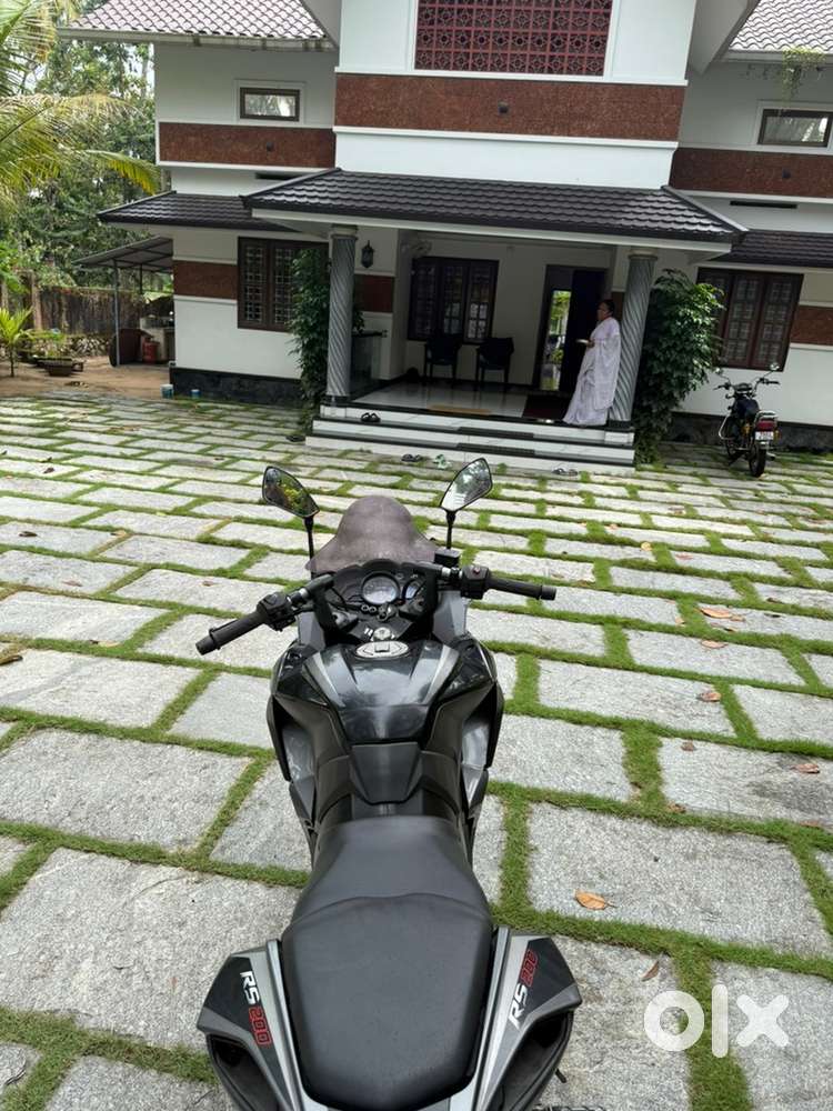 Well maintained RS 200