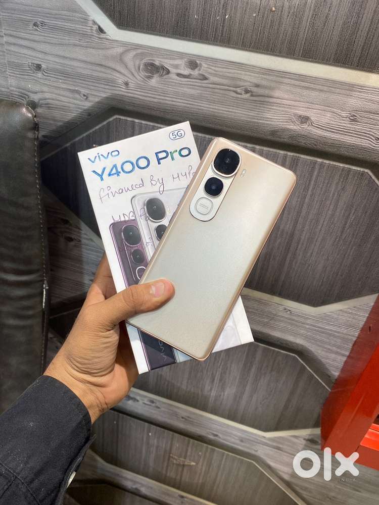 Vivo y400 pro 8gb 128gb  (neeche ad me aur bhi models hai plz chk)