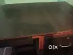 Computer table