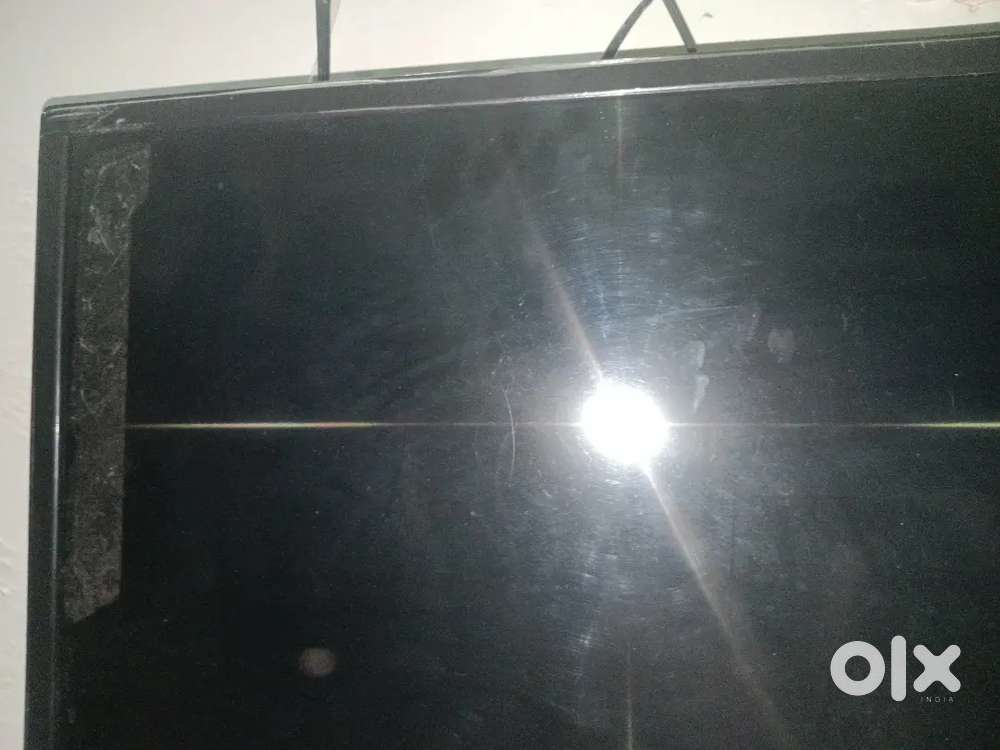 Sale hai tv hai 28 inch aur d t h box Wi-Fi box