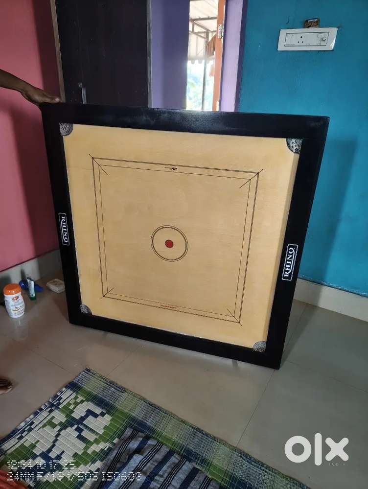 Carrom bord 2 month old