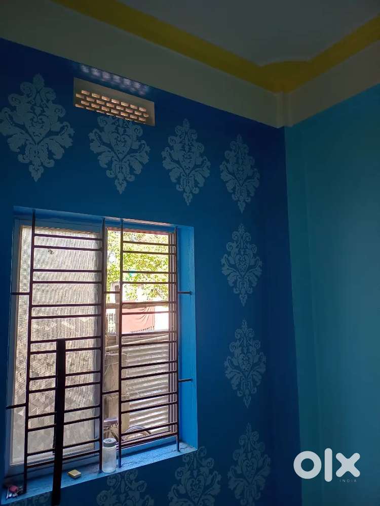 Room available for rent near Hollicross school Durjoy nagar