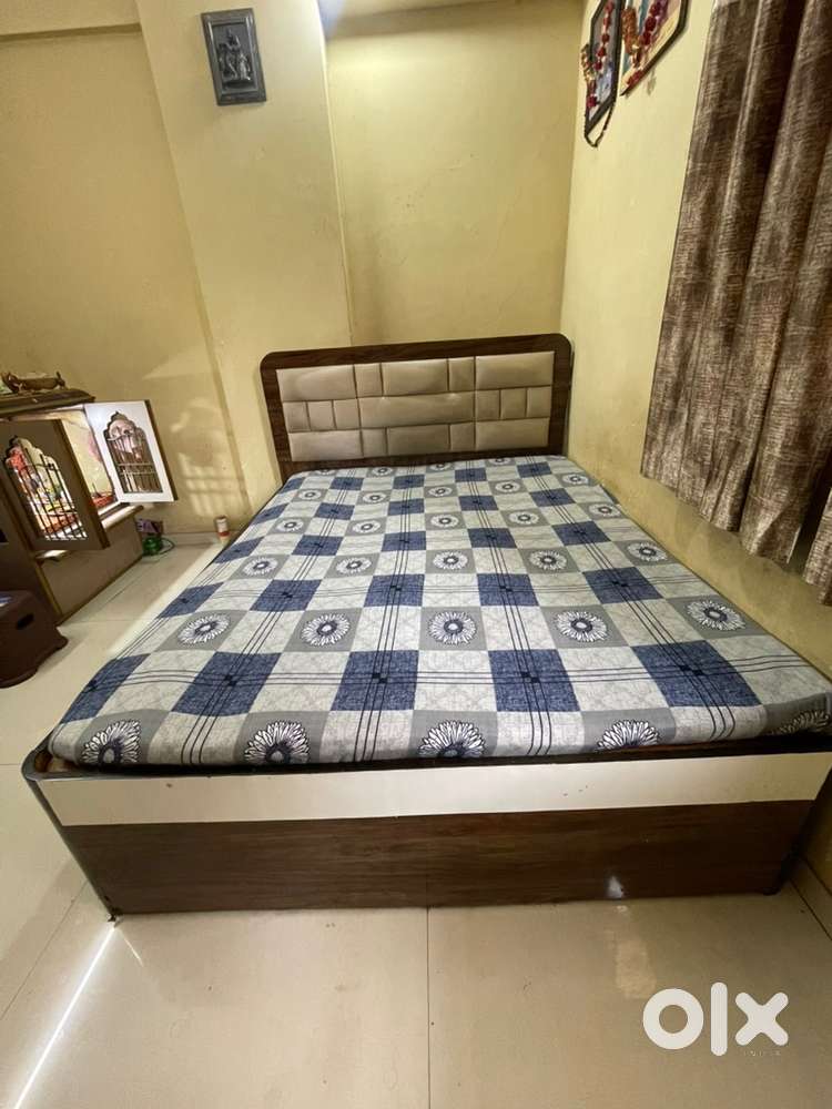 Cushion Bed with Dressing Table set