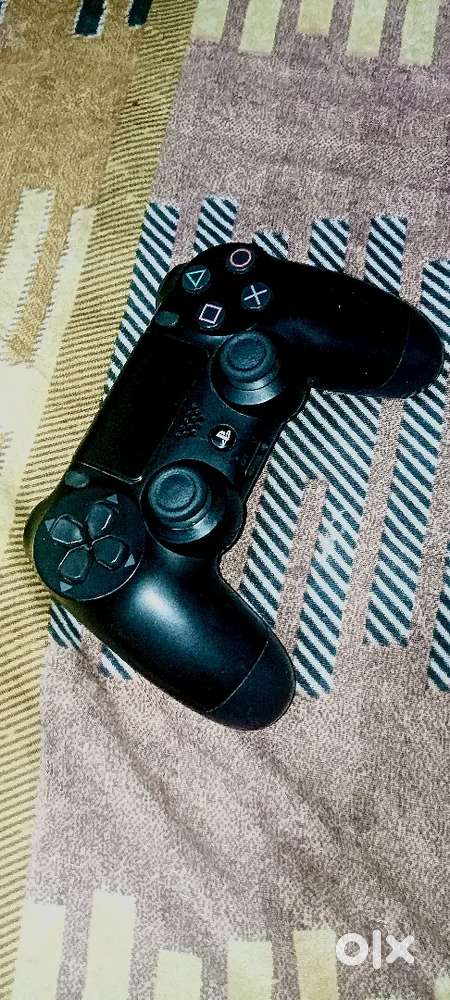 Ps4 black controller