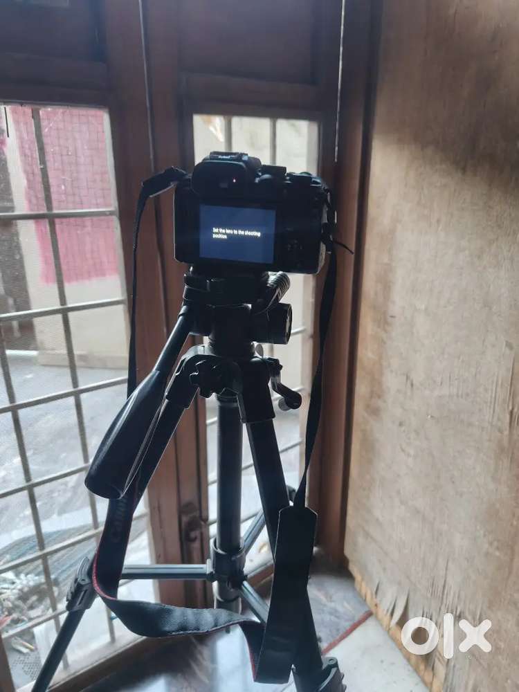 Canon R10(18-45) Full kit with Ef 75-300 and ef rf adapter