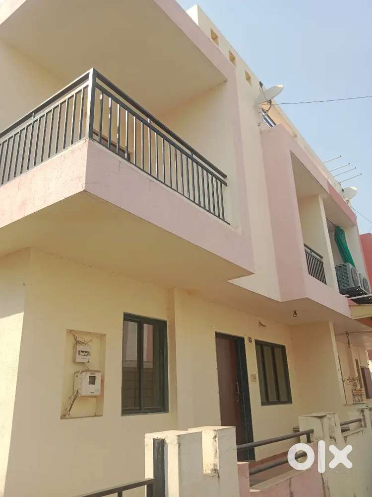 Bhk cornar banglo for sell