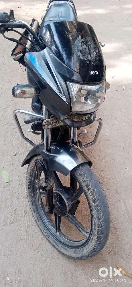 Hero Super Splendor–Excellent Condition  Single Owner UP Registered