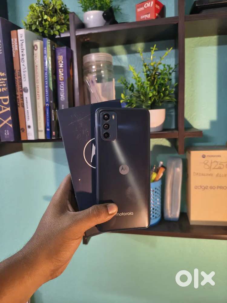 Moto g42 (4+64)