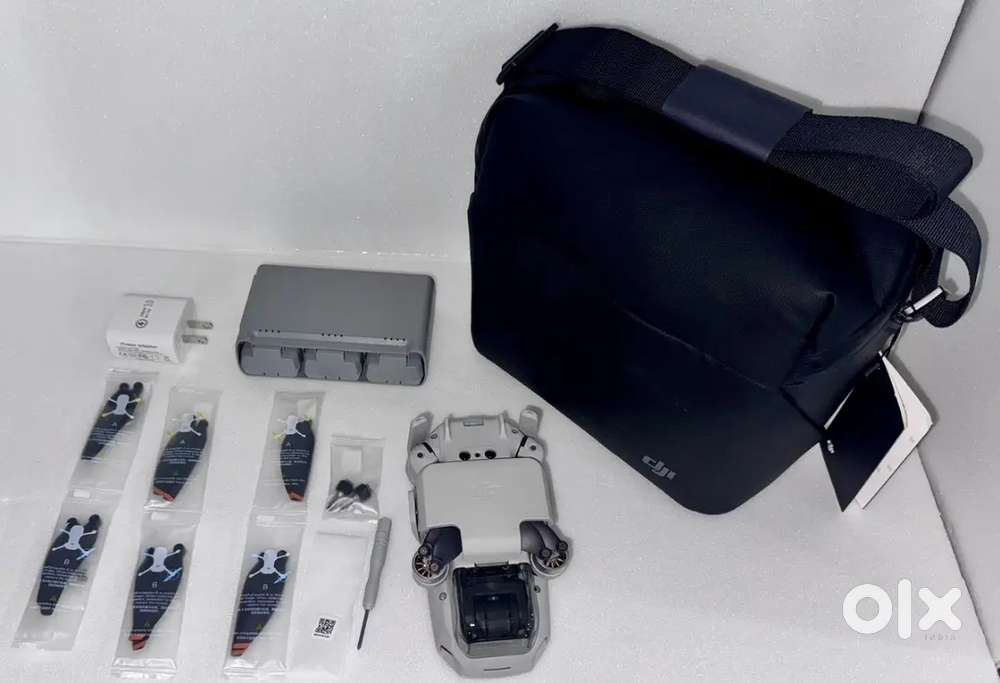 DI ini 2 SE DRONE with EXTRAS & Accessories Used EXCELLENT