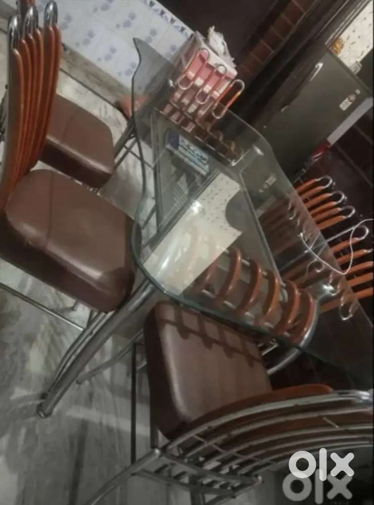 DINNING TABLE W TWO CHAIRS