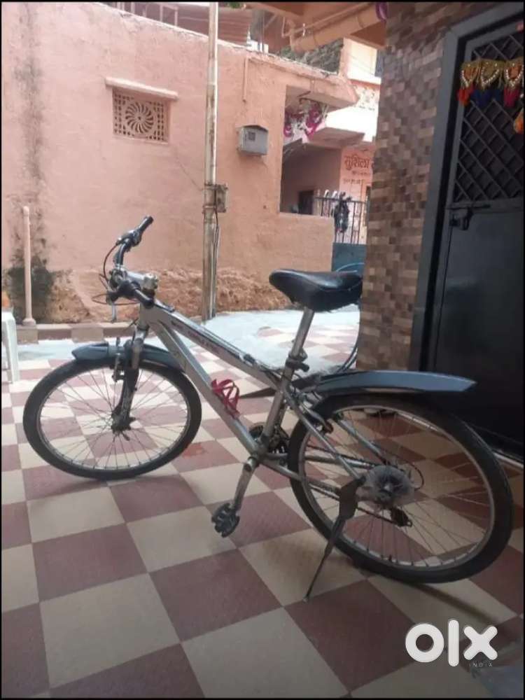 LA sovereign 21 gear bicycle sale urgent